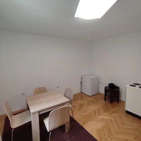 Miko Apartment *