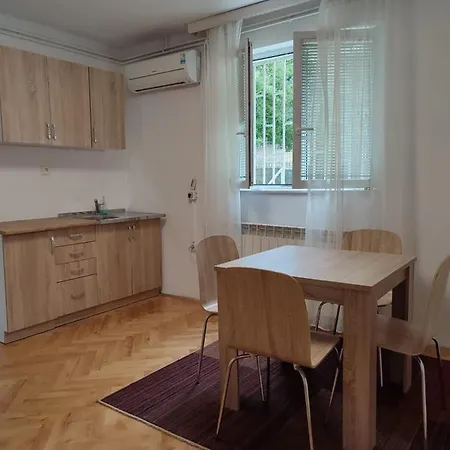 Miko Apartment